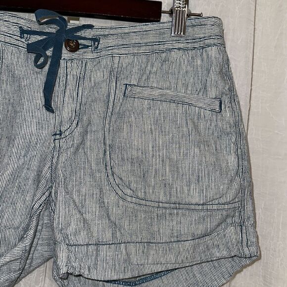 The North Face 4 Blue Larisen Stripe Button Outdoor Four Pocket Linen Shorts - Picture 5 of 12